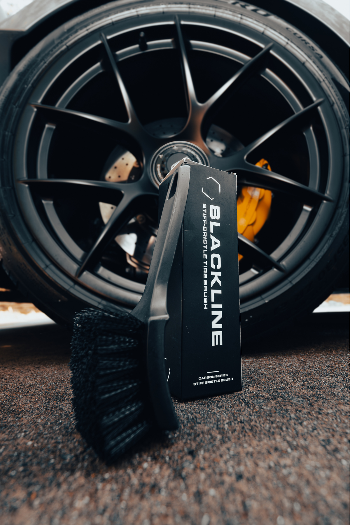 BLACKLINE STIFF BRISTLE TIRE BRUSH — additional product view