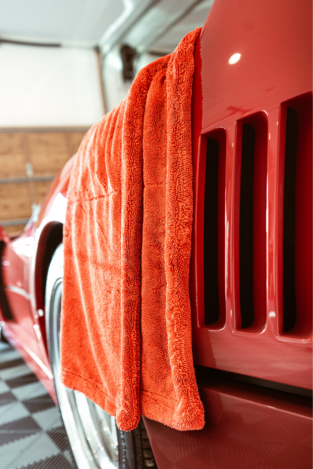 BLACKLINE TWISTED-LOOP DRYING TOWEL — additional product view